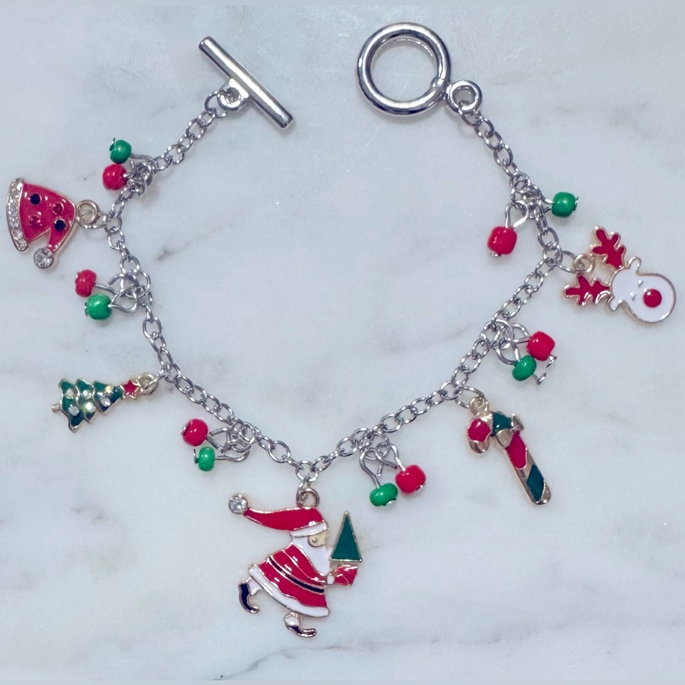 NEW Christmas Charm Bracelet